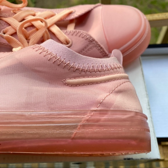 🤑SALE•🌟Low Top All Pink Mesh Sneakers With Gummy Sole 🎀 Qupid - Picture 8 of 11